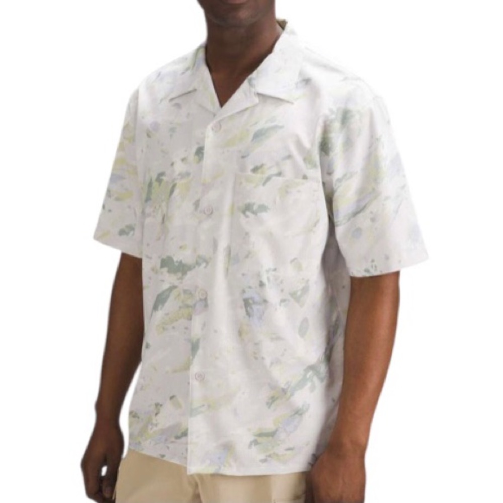 Lululemon Airing Easy Camp Collar Button Up Short Sleeve Shirt Men’s XXL